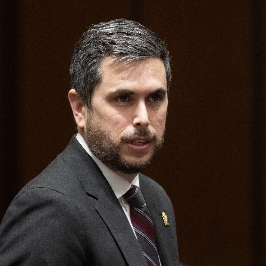 CSIS lacked proper policies, procedures to manage new secret technology: spy watchdog